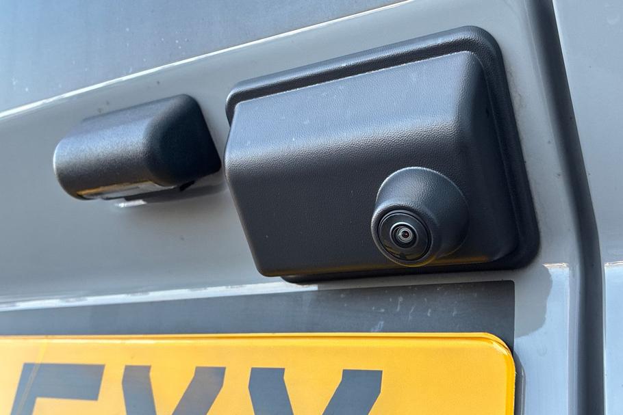 Used Ford TRANSIT CUSTOM WN75FXX 19