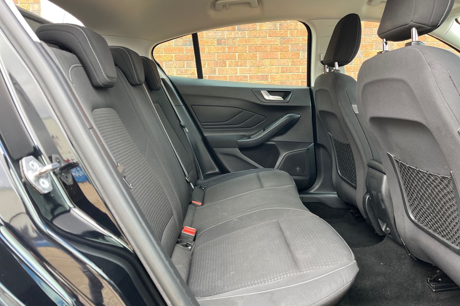 Ford Focus Photo 25