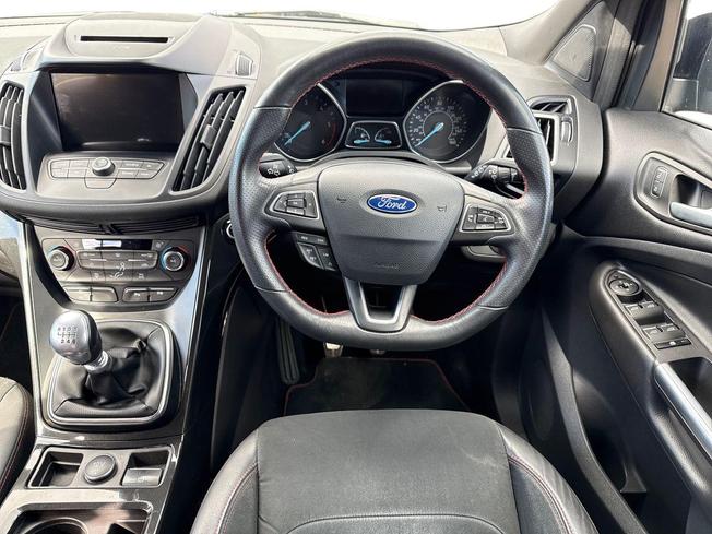 FORD Kuga Photo 11