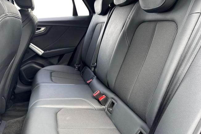 AUDI Q2 Photo 9
