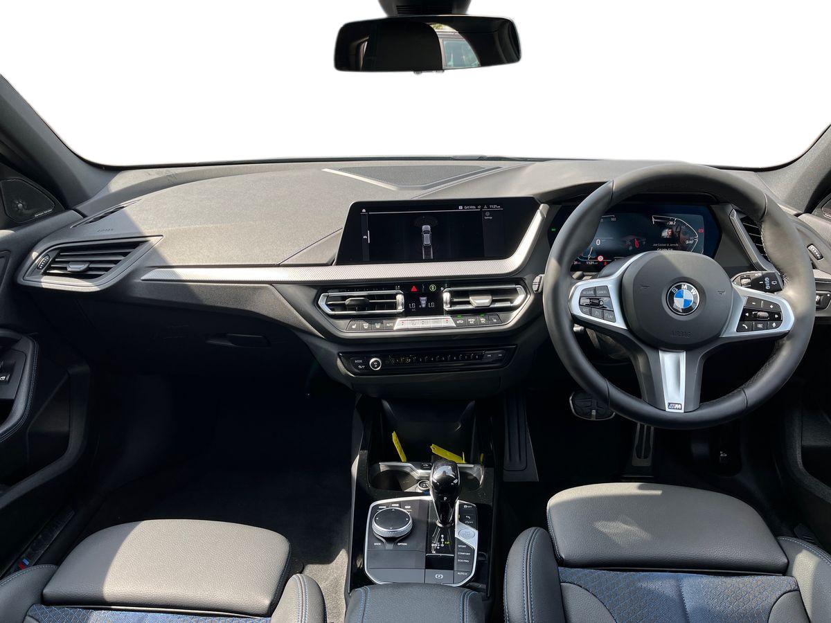 BMW 1 Series Photo 9
