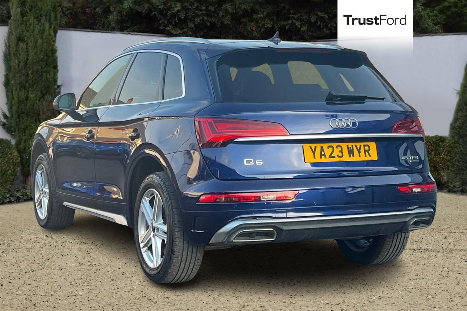 Audi Q5 Photo 1