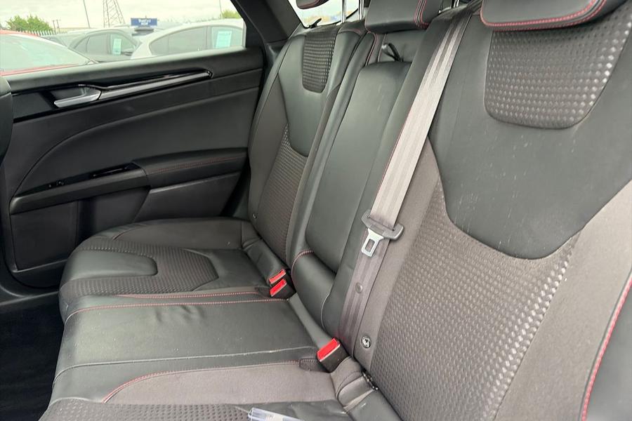 Ford MONDEO Photo autoimg-5959b877fe71011990bb02b845f253c48065406d.jpg