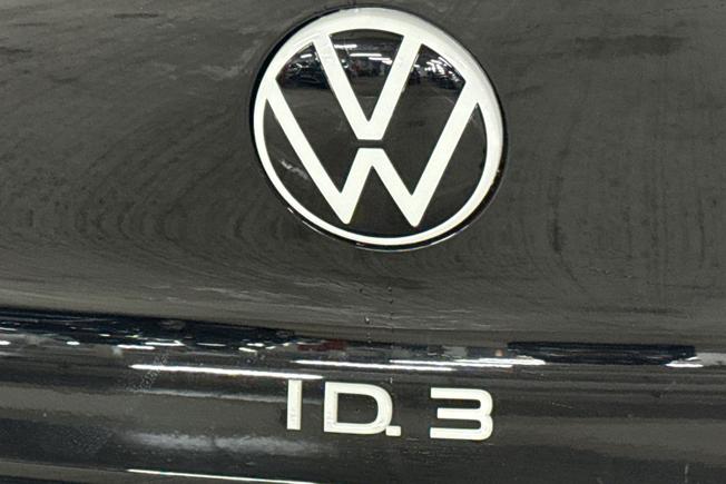 VOLKSWAGEN ID.3 Photo 27