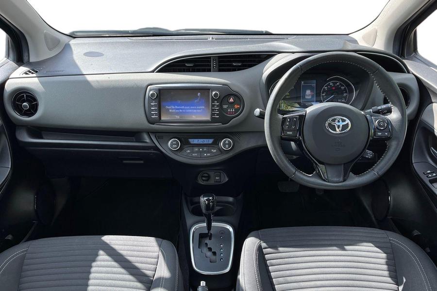 Toyota Yaris Photo autoimg-5966dbb2c89fb820f543455dffcd9a2652c67ffa.jpg