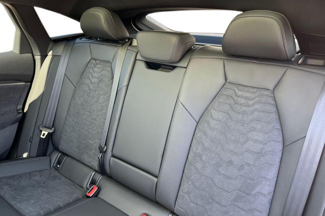 AUDI A6 e-tron Sportback Photo 9