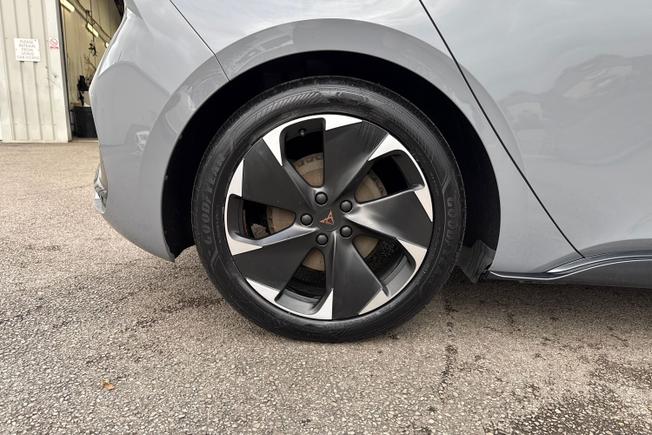 CUPRA Born Photo 22