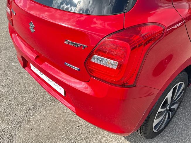 SUZUKI Swift Photo 22