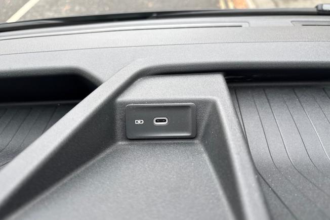 VOLKSWAGEN Crafter Photo 24