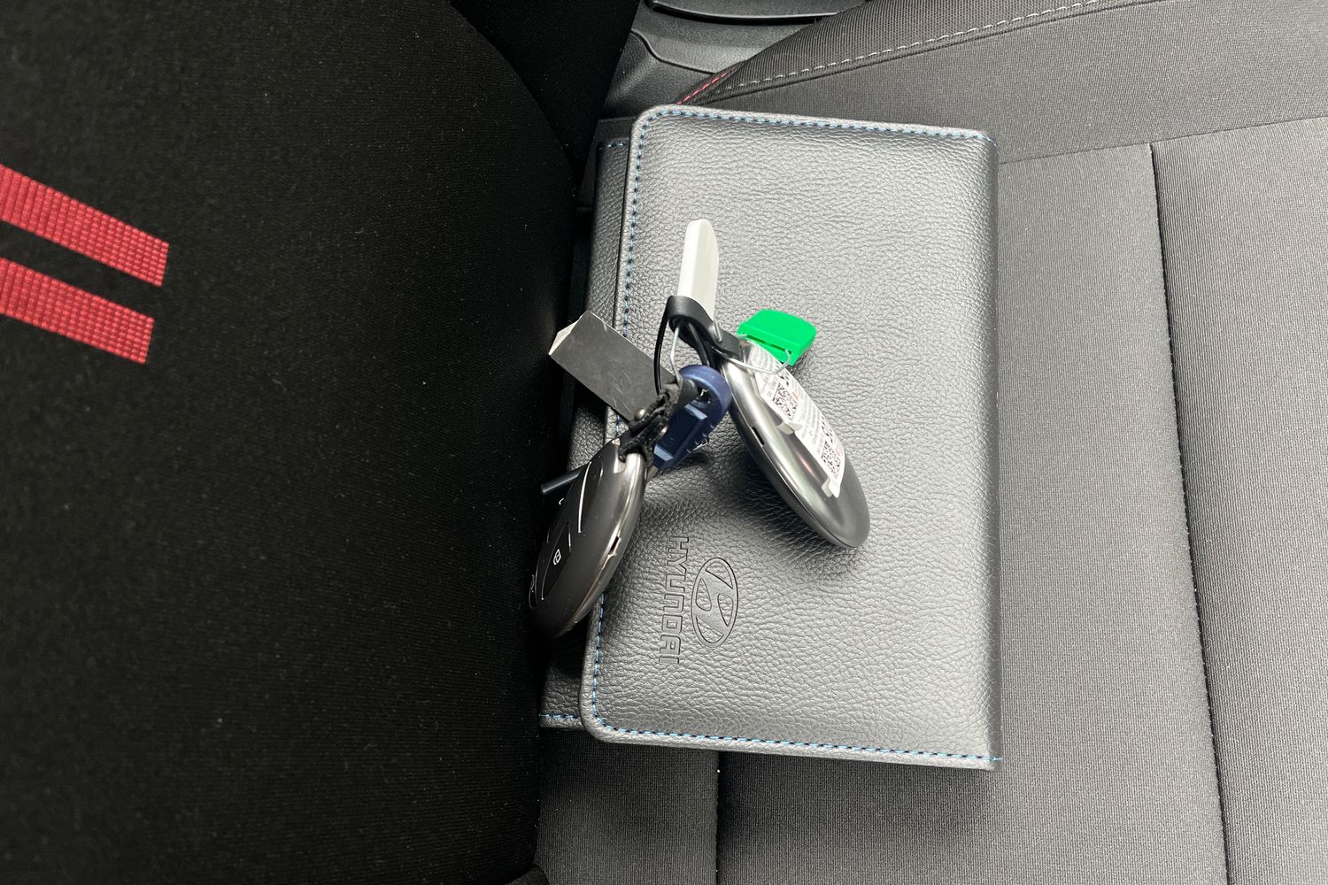 Hyundai KONA Photo 21