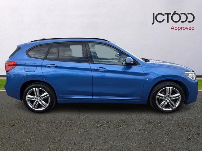 BMW X1 Photo 4