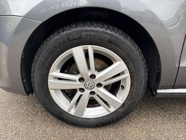 VOLKSWAGEN Polo Photo 24