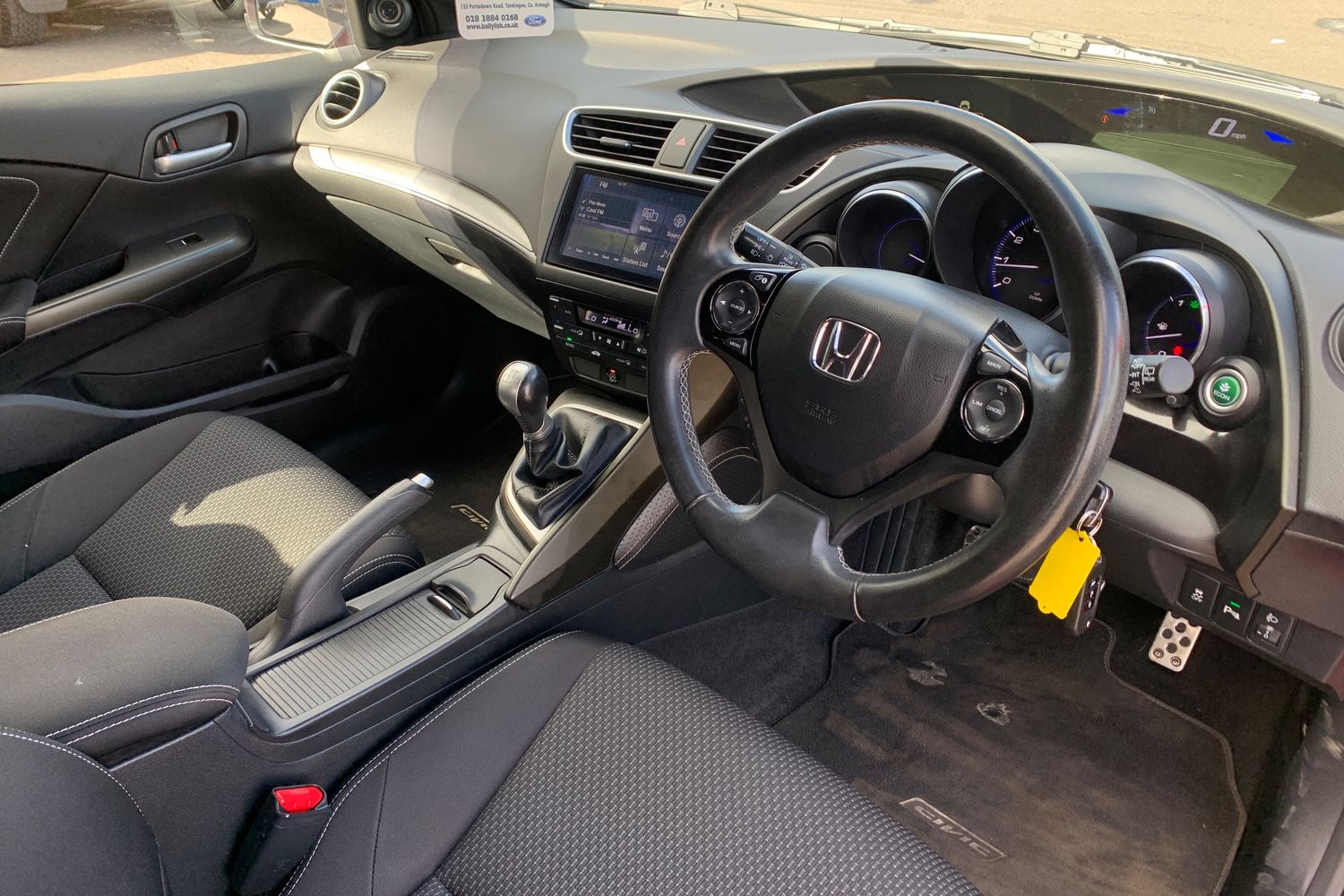 2015 Honda Civic 1.8 i-VTEC 142PS Sport Hatchback in Red with only 39K - vehicle photo 9 for sale on PureCar