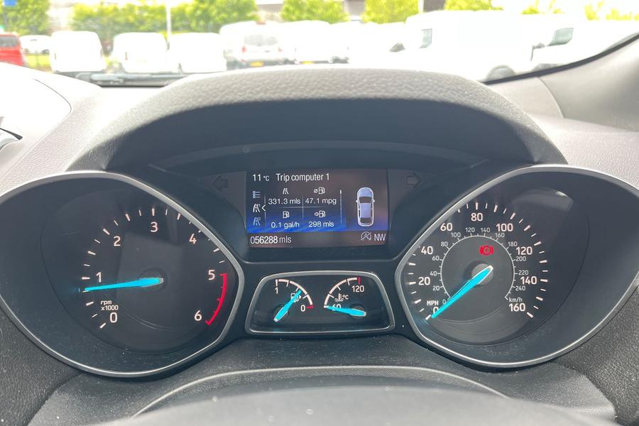 Ford KUGA Photo autoimg-5986c787bd2d28761d86aa4deb4c18dd56ee1edd.jpg