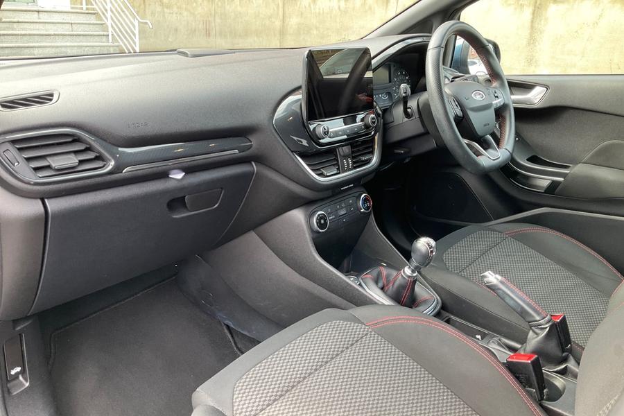 Ford FIESTA Photo autoimg-59883eb1feeafd84185c2e36784fc3e76d2cc88a.jpg