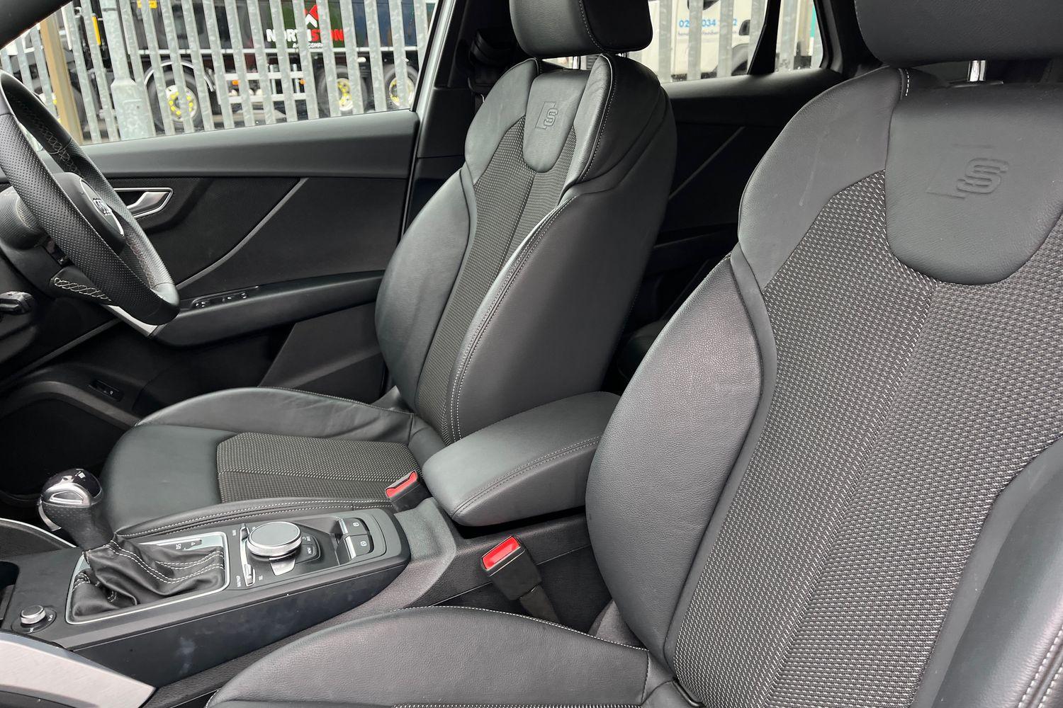 Audi Q2 Photo 18