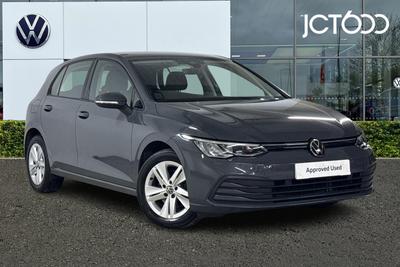 2024 VOLKSWAGEN Golf Life 1.5 eTSI MHEV 150PS 7-speed DSG 5 Door at JCT600