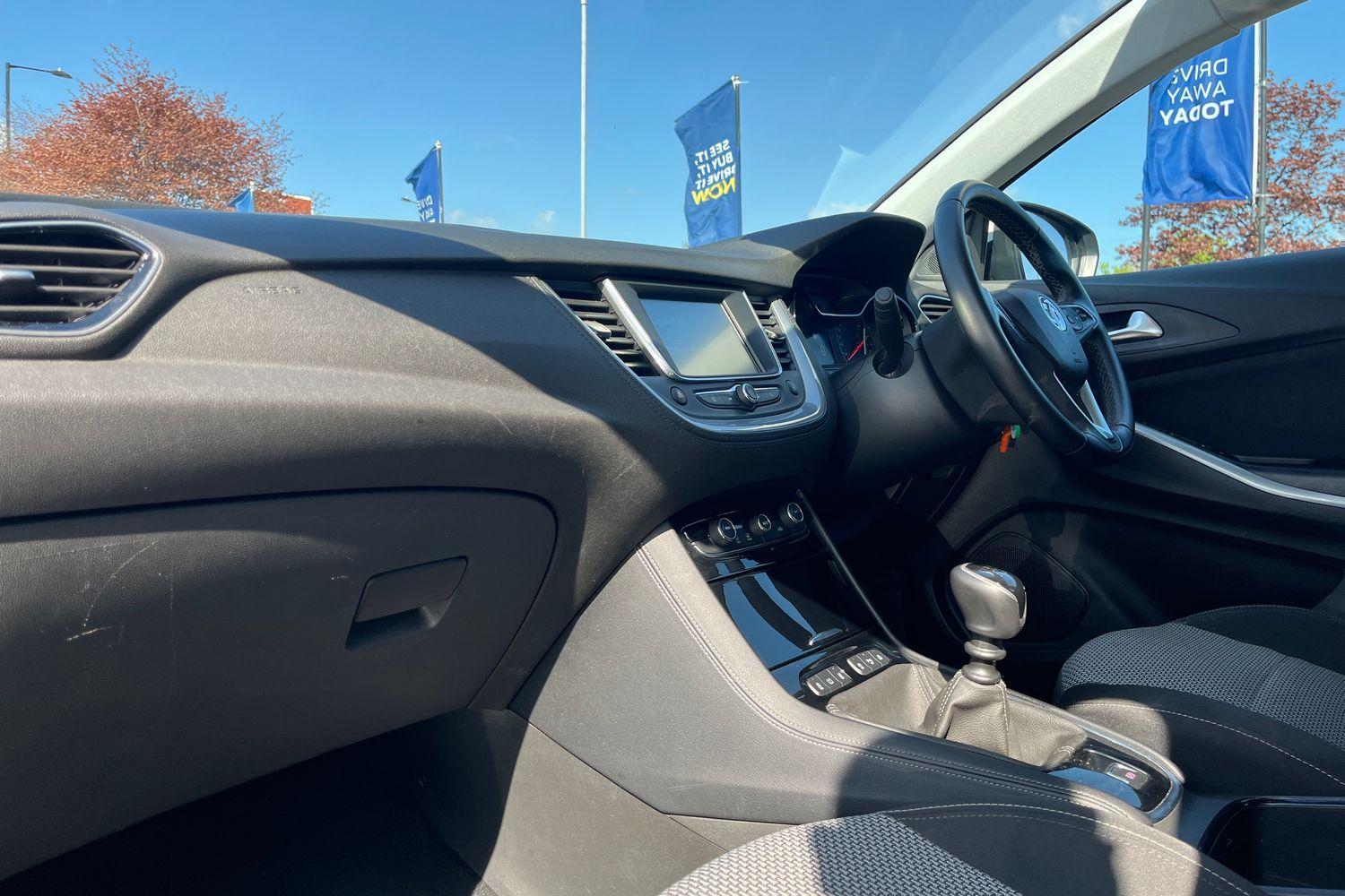 Vauxhall GRANDLAND X Photo 17