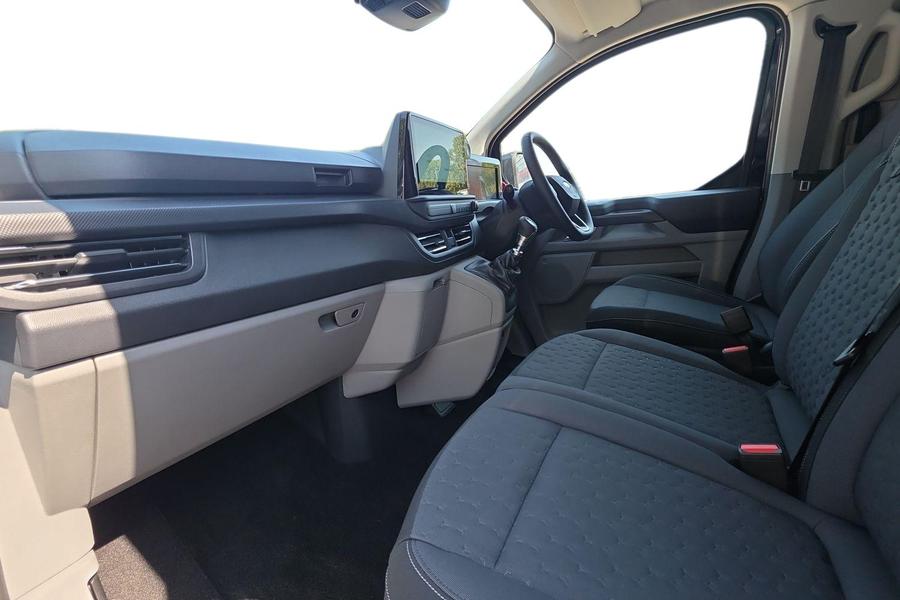 Ford Transit Custom Photo autoimg-59918e0424fd413229364c48b4cda95e903c7dc3.jpg