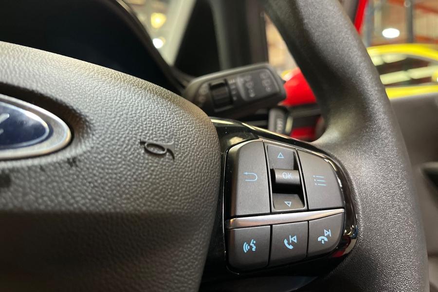 Ford FIESTA Photo autoimg-5992d9fd83b71ce7b697db6c3ab387430719f3a0.jpg