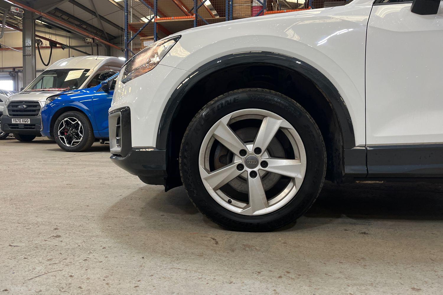 Audi Q2 Photo 7