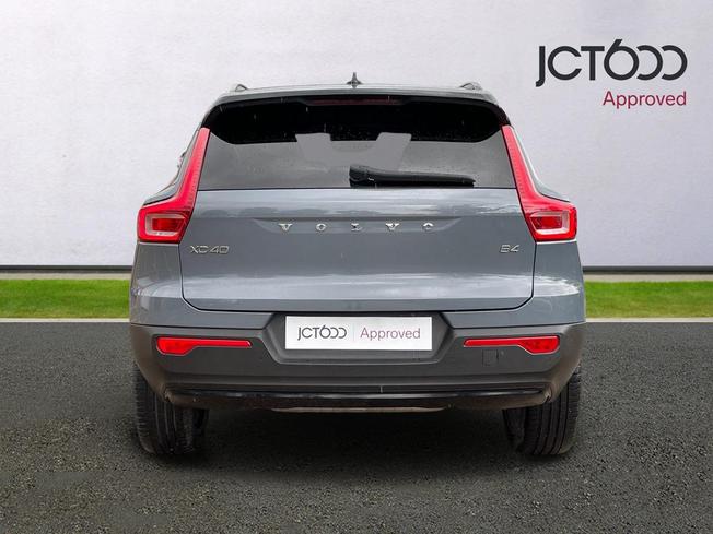 VOLVO Xc40 Photo 7
