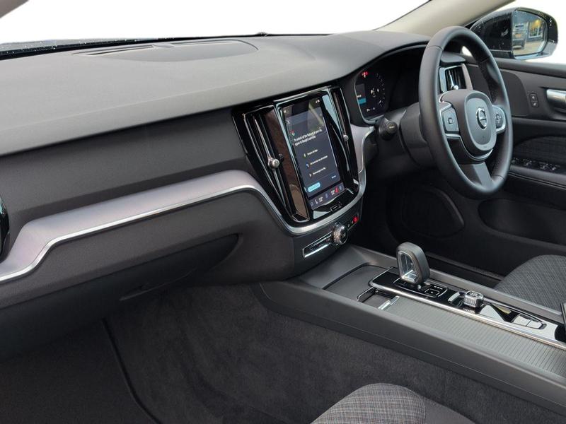 Used Volvo V60 FP23AOF 15