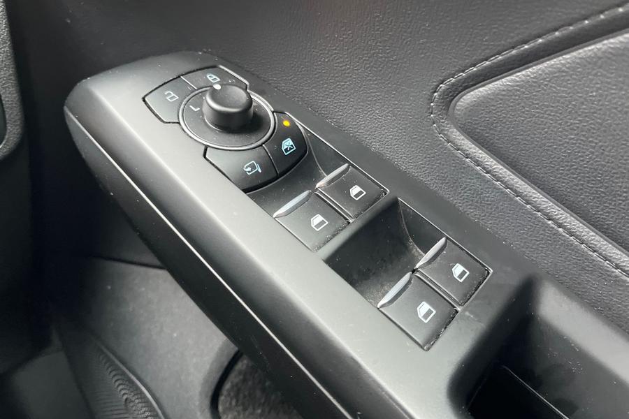 Ford FOCUS Photo autoimg-599de0856d01428b2f02a401d1b03ac35fb16aa9.jpg