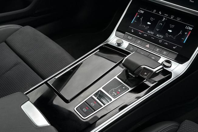 Audi A6 Avant Photo 37