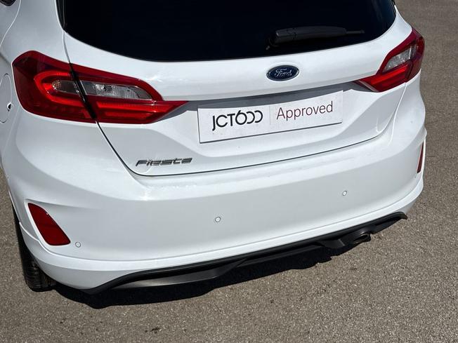 FORD Fiesta Photo 22