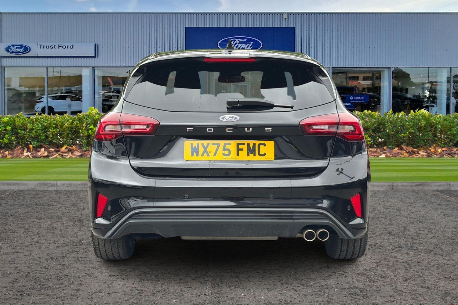 Ford Focus Photo 6