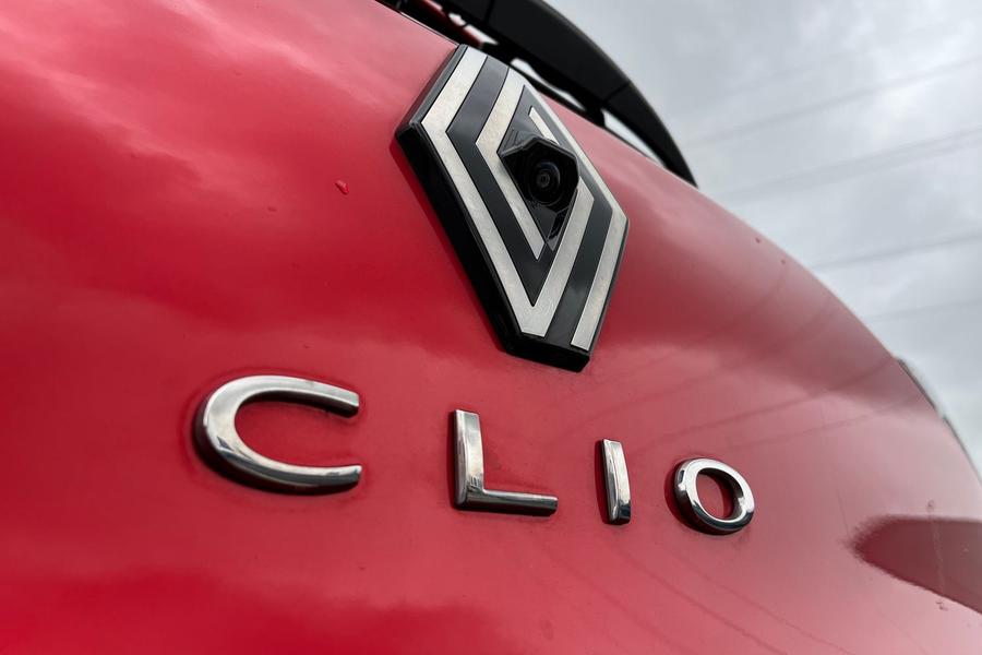 Renault Clio Photo autoimg-59a82a9b4d31f6dffc3d95f798aedbf20a923b44.jpg