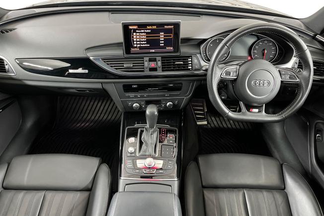 AUDI A6 Avant Photo 10