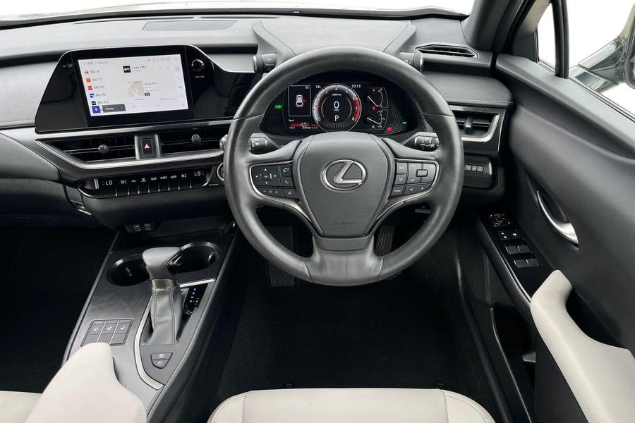 Lexus UX Photo autoimg-59abafacfc97c03dde17472b0673eb1a8559e46c.jpg
