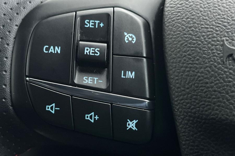 Ford FOCUS Photo autoimg-59ad668ac781e7265173c29587382d378bc4dc53.jpg