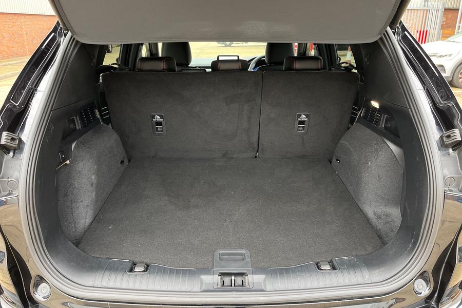 Ford Kuga Photo autoimg-59ae23374059bb59a29f17bae3ba0da059e9adad.jpg