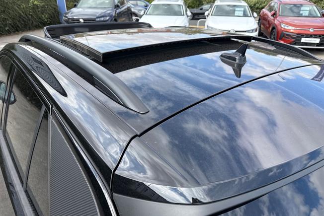 VOLKSWAGEN T-Roc Photo 50