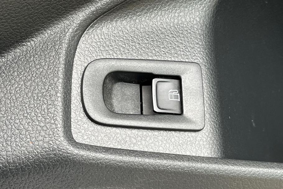 Used Ford TRANSIT CONNECT WR25OAC 28