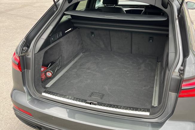 Audi A6 Avant Photo 12