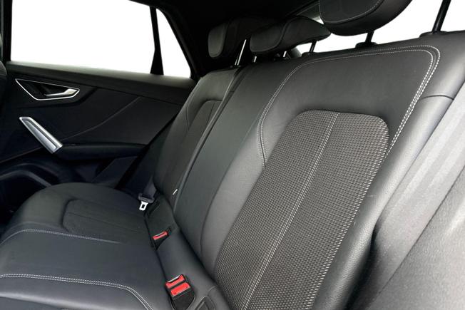 AUDI Q2 Photo 9