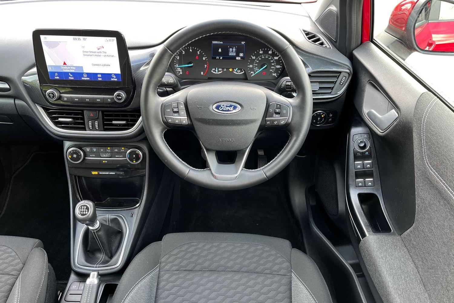 Ford PUMA Photo 10