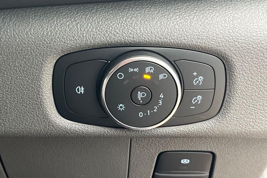 Ford TRANSIT Photo autoimg-59b3c92f14e87e560fb12891557a9620f078a456.jpg