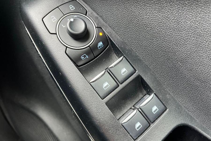Ford PUMA Photo autoimg-59b51f988cbb44b8fb627ea679e7d85f63544b2a.jpg