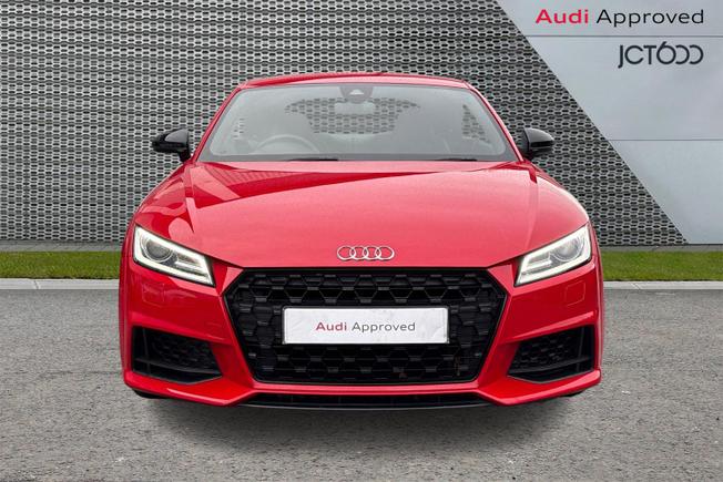 AUDI TT Photo 8