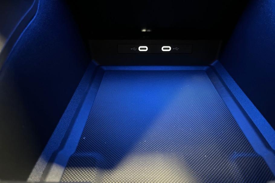 Used Ford Explorer 38