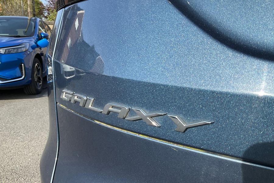 FORD GALAXY Photo autoimg-59bce0192cbd9c2845a8690bedb64d89ee8b4c04.jpg