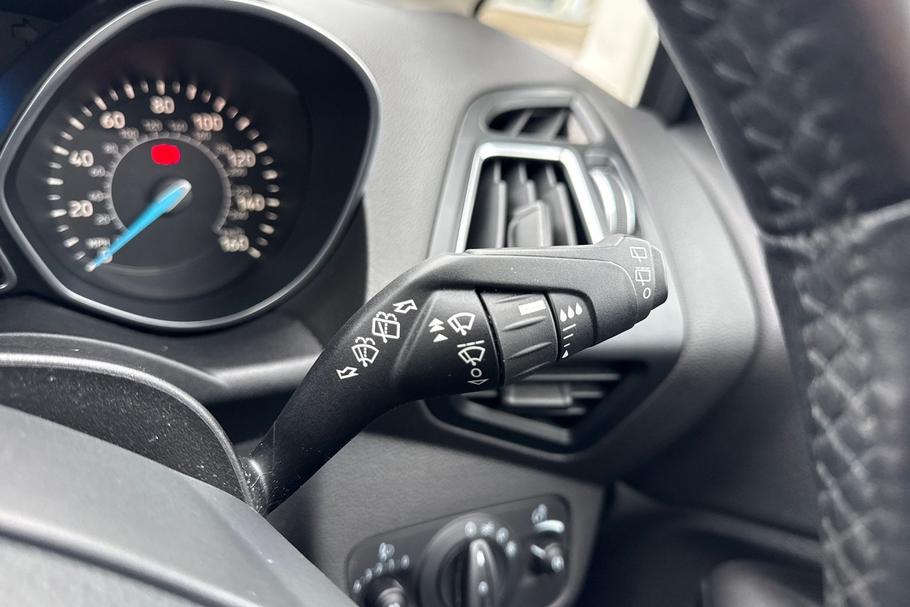 Used Ford C-MAX YC66ODK 15