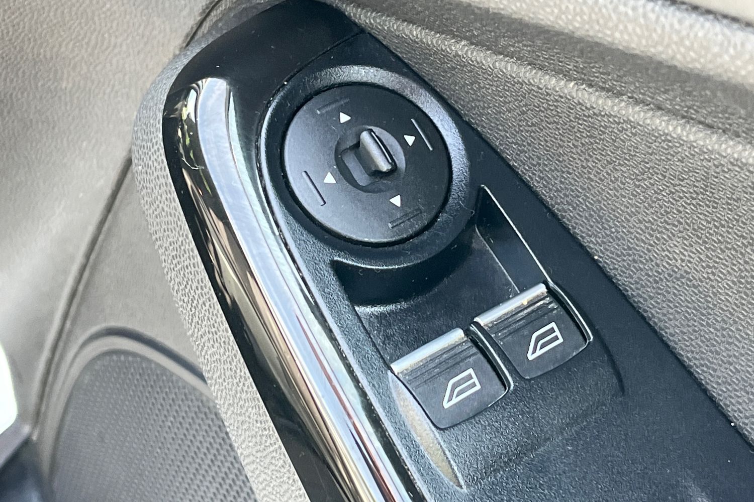 Ford FIESTA Photo 15
