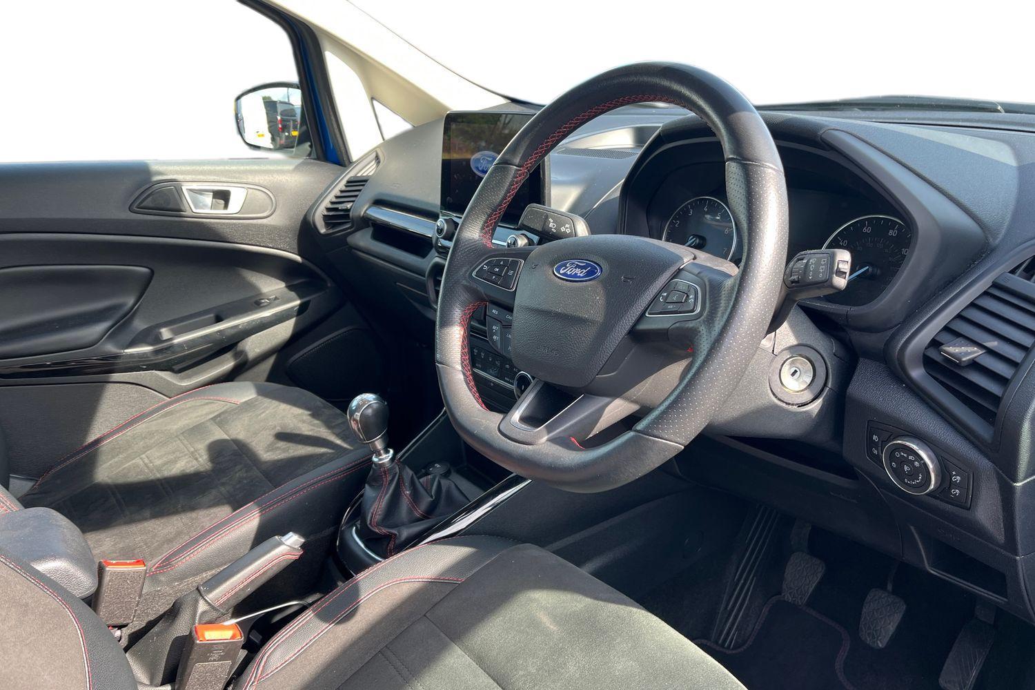 Ford ECOSPORT Photo 8