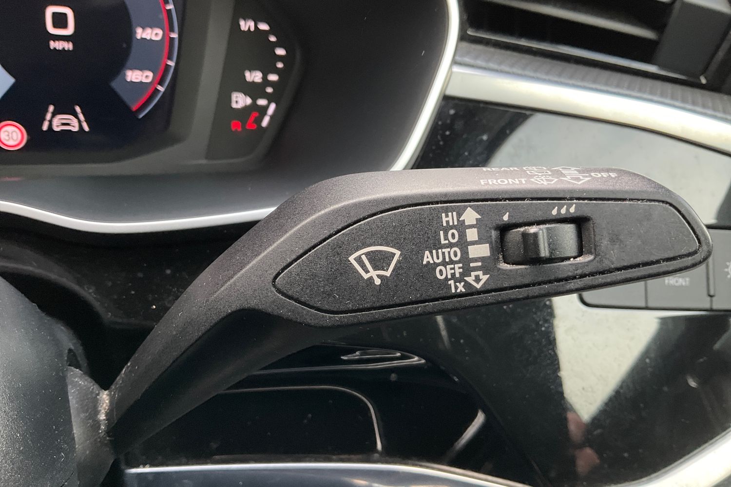 Audi Q3 Photo 14